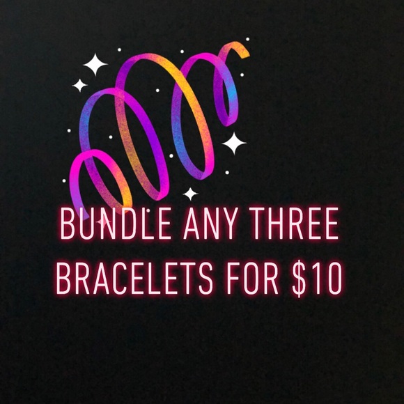 Purple/white Glass bead bracelet-handmade - Picture 3 of 3